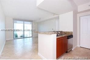 Photo - 110 Washington Ave Unidad 1622