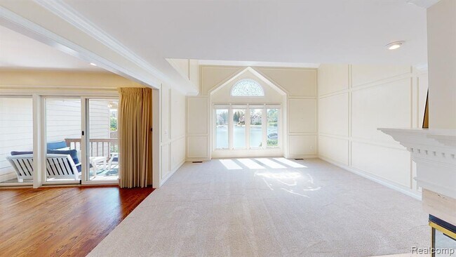 Photo - 18182 Blue Heron Dr W Unit 91