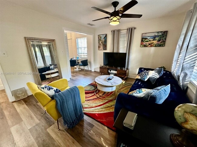 Photo - 1710 NE 5th Ct Unit 1712