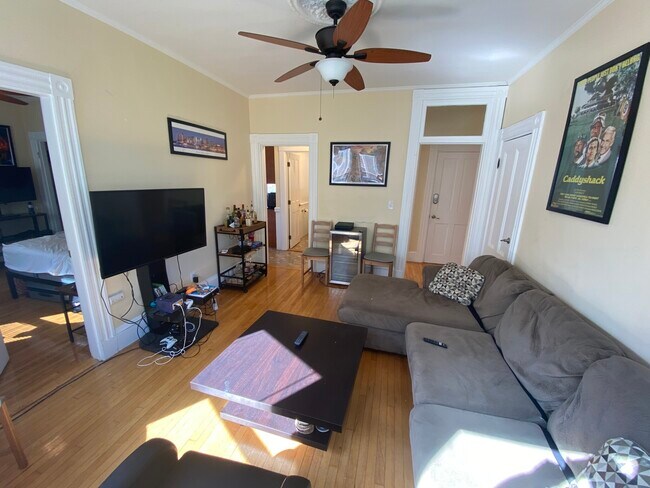 176 Elm St Unit 3
