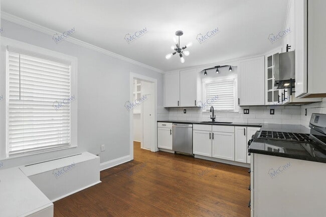 Photo - 2516 Primrose Ave