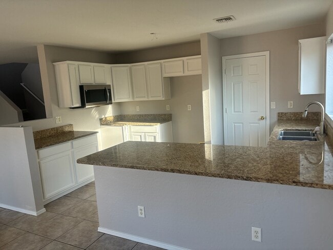 Photo - 12368 W Devonshire Ave
