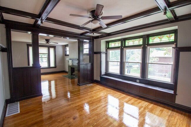 Photo - 4247 Grace Ave Unit 4247