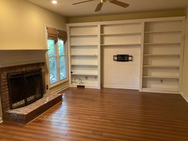 Photo - 764 Carriage Lake Dr