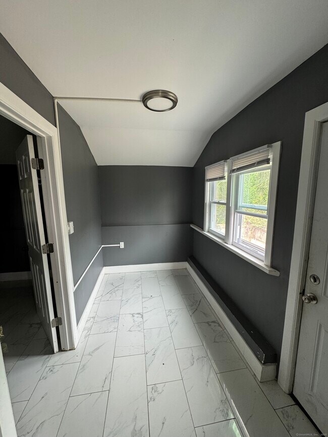 Photo - 124 1st Ave