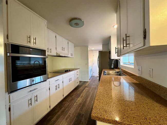 Photo - 1812 Brittany St