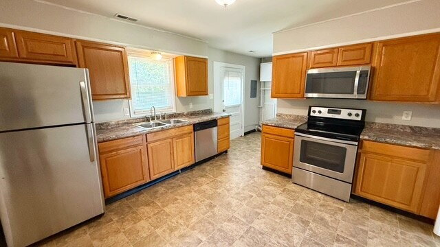 Photo - EAST SIDE/LAWRENCE 3 BEDROOM RANCH HOME RECENTLY UPDATED!