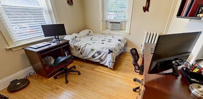 Photo - 33 Dwight St Unit 2