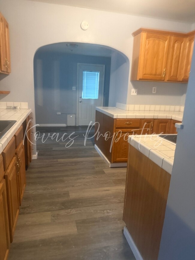 Photo - 1036 Rosemore Ave