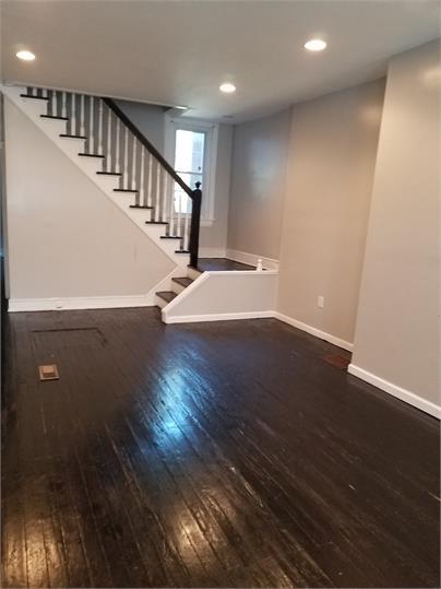 Photo - 221 S Harrison St