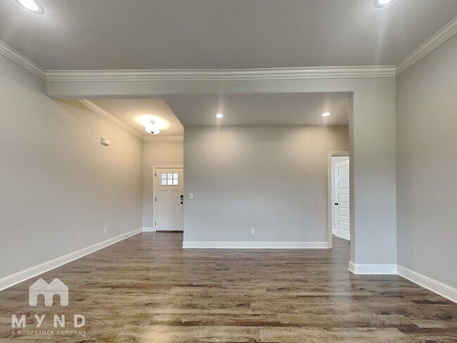 Photo - 741 Captain Stockton St