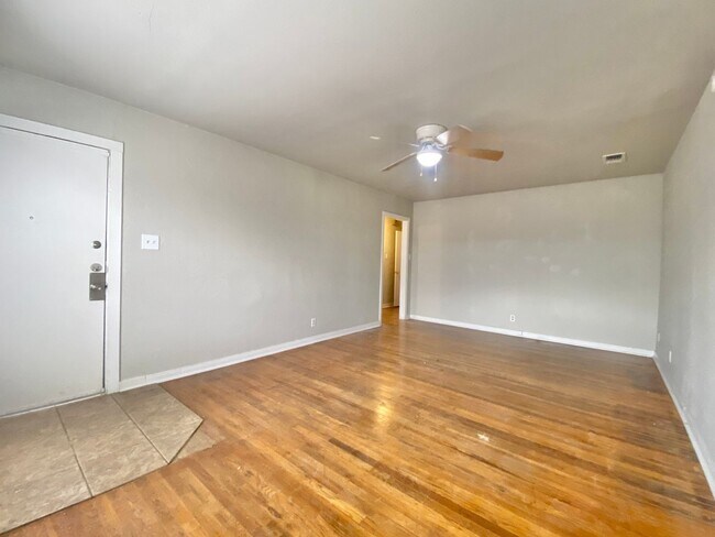Photo - 2420 33rd St Unit 2420 33rd Street -  B