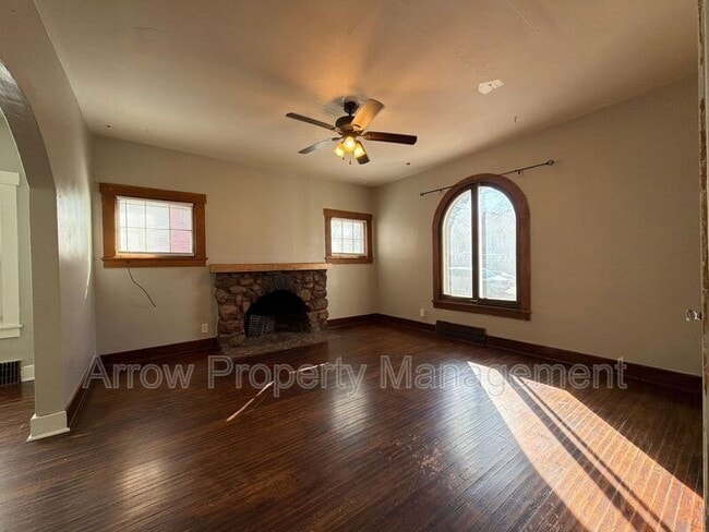 Photo - 2800 P St Unit 4