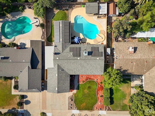 Photo - 1807 E Sonora Ave