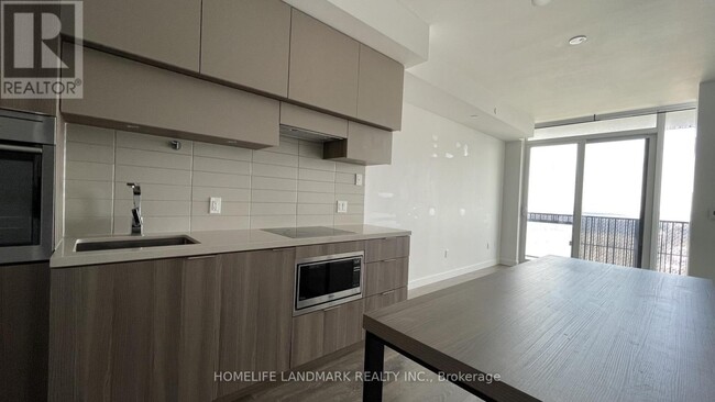Photo - 8 Eglinton Ave E Unit 4207