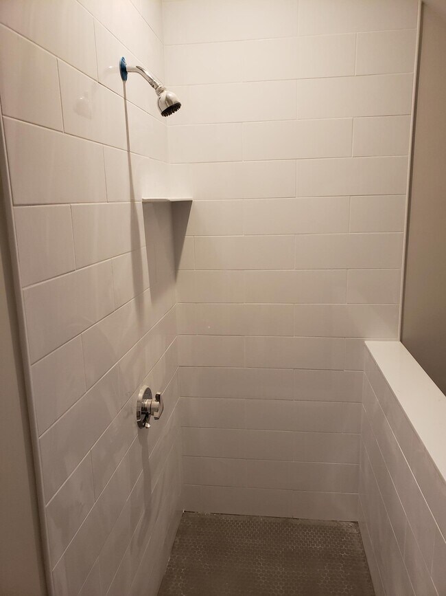 Photo - 120 Sutherland Rd