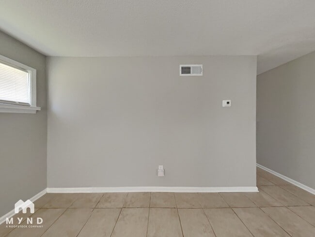 Photo - 4420 Double Tree St