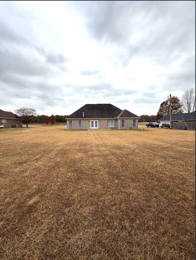 Photo - 4 bedroom 2.5 bath home