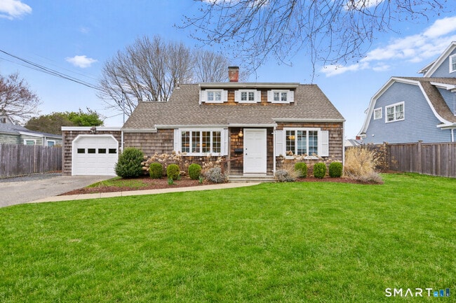 Building Photo - 21 Eunice Ave