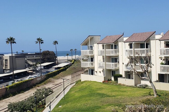 Photo - 271 S Ventura Rd Apartment Unit 1