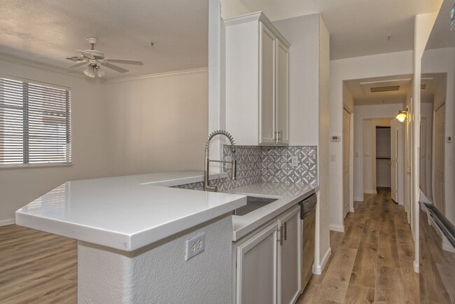 Photo - 2992 N Miller Rd