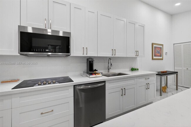 Photo - 4730 NW 102nd Ave Unit 204-13