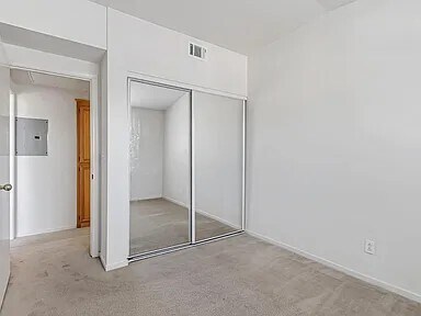 Photo - 1075 Esparanza Way