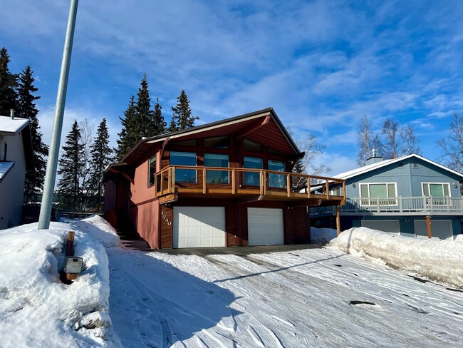 Majestic Mountain Views & Minutes to JBER - Majestic Mountain Views & Minutes to JBER House