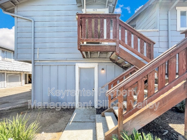 Photo - 547 Groth Pl