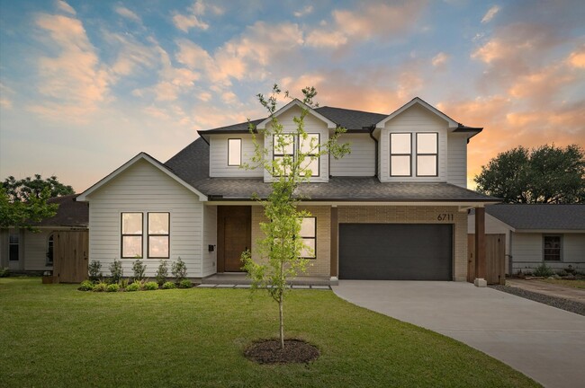 Building Photo - 6711 Housman