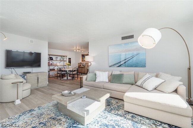 Photo - 2810 Estero Blvd Unit 511