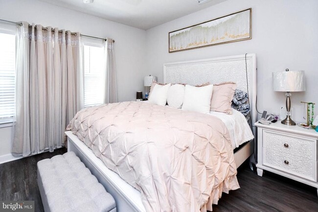 Photo - 7205 Sprouse Ct