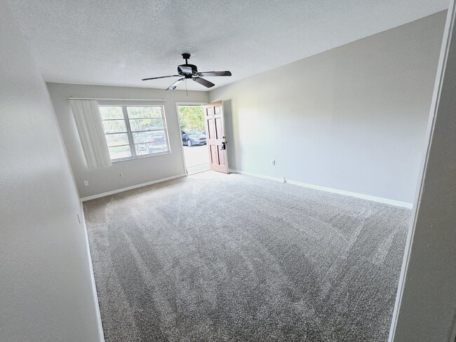 Photo - 2 bed 1 bath Unit #2