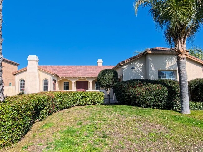 Photo - 8800 Laguna Dr