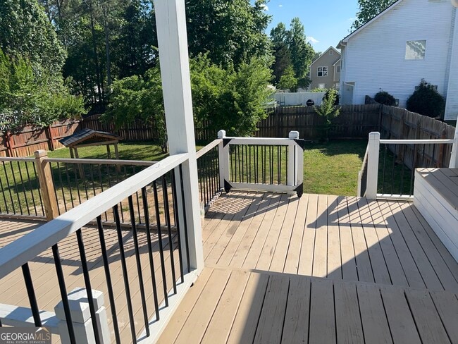 Photo - 20 Triangle Ln