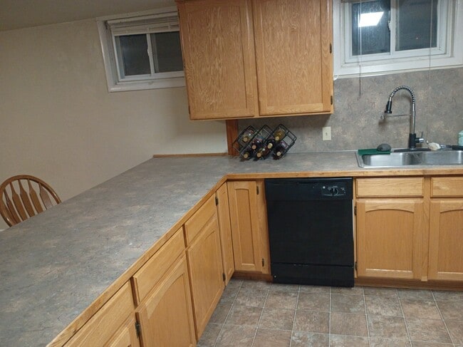 Photo - 564 Richland Ave Unit B