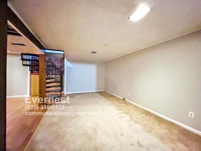 Photo - 203 Alpine Village Dr House