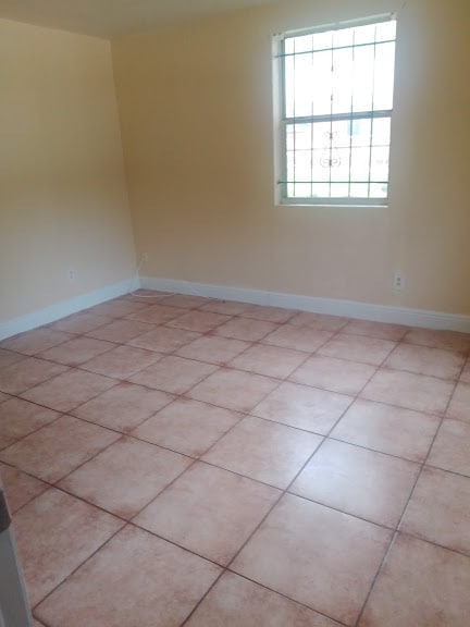 Photo - 1433 W 13th St