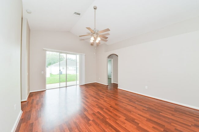 Photo - 12817 Kings Lake Dr