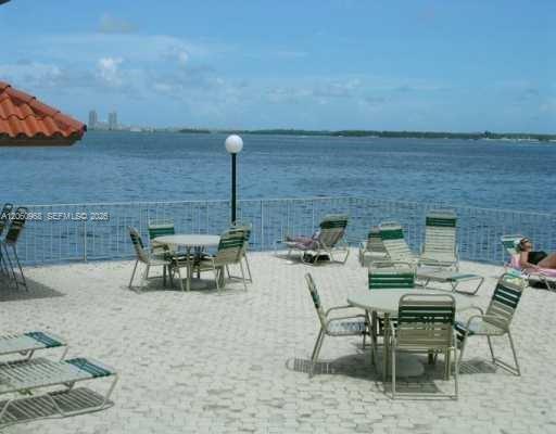 Building Photo - 2201 Brickell Ave Unit 46