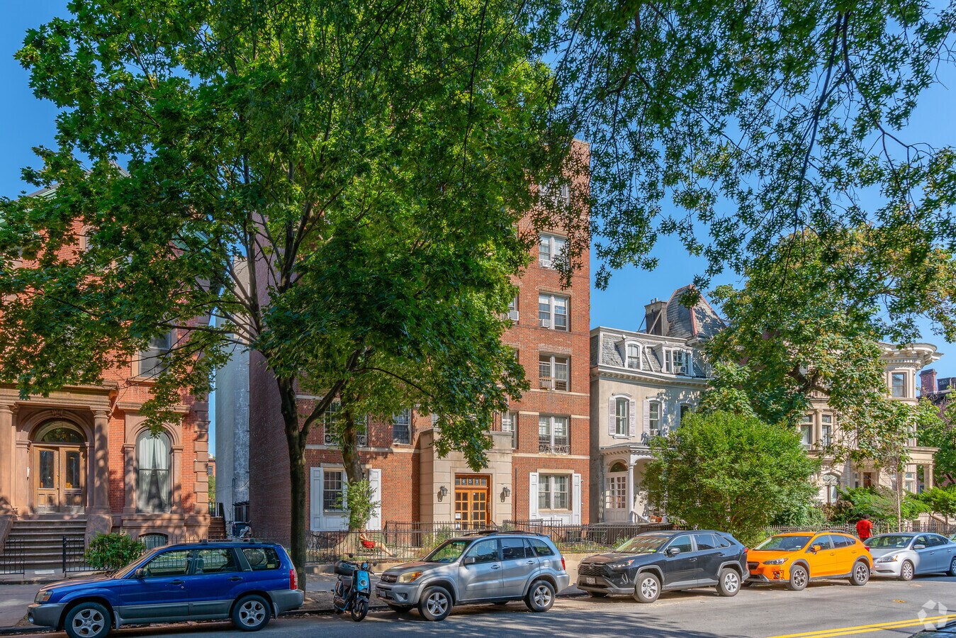 Photo - 451 Clinton Ave