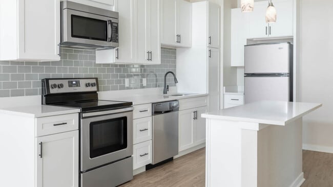 Cocina con electrodomésticos de acero inoxidable - Arbour Square