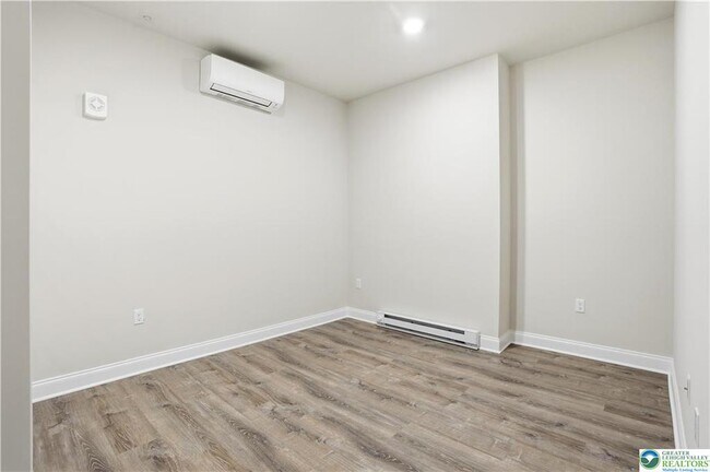 Photo - 109 S Centre St Unit 8