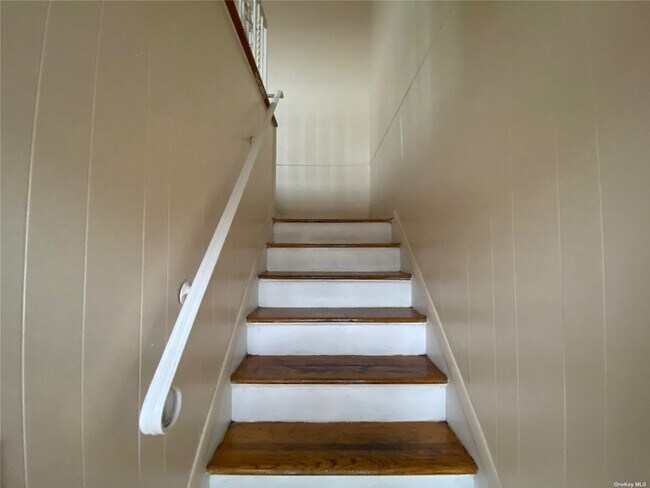 Photo - 450 Beach 68th St