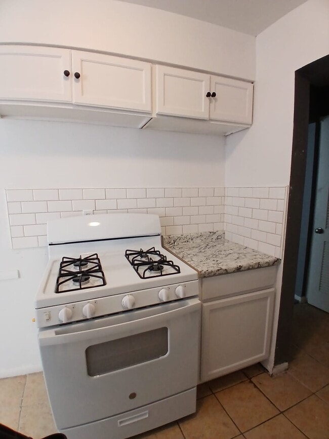 Photo - 1950 Nelawood Rd