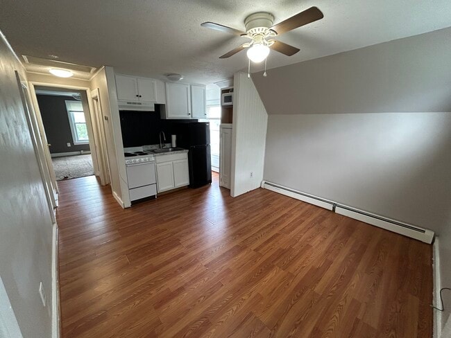 Photo - 72 Willetts Ave Unit 2