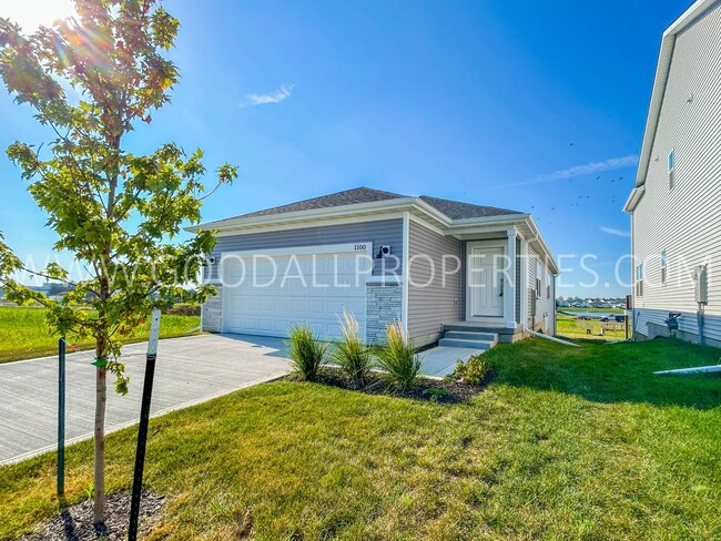 Building Photo - New Build 3 Bedroom 3 Bath Home.