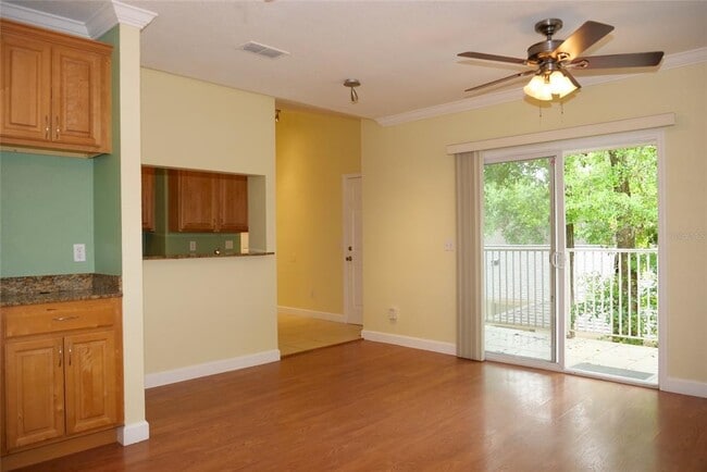 Photo - 419 N Fern Creek Ave