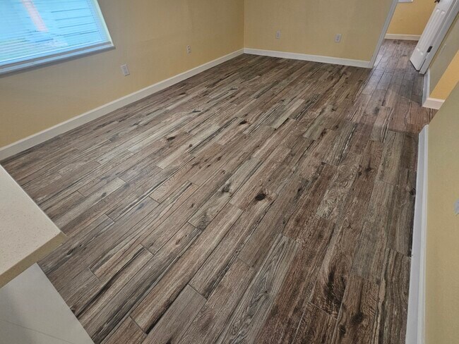 Photo - 2035 Alpine Rd