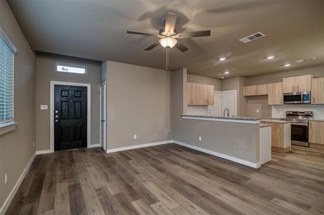 Photo - 705 Fallow Dr